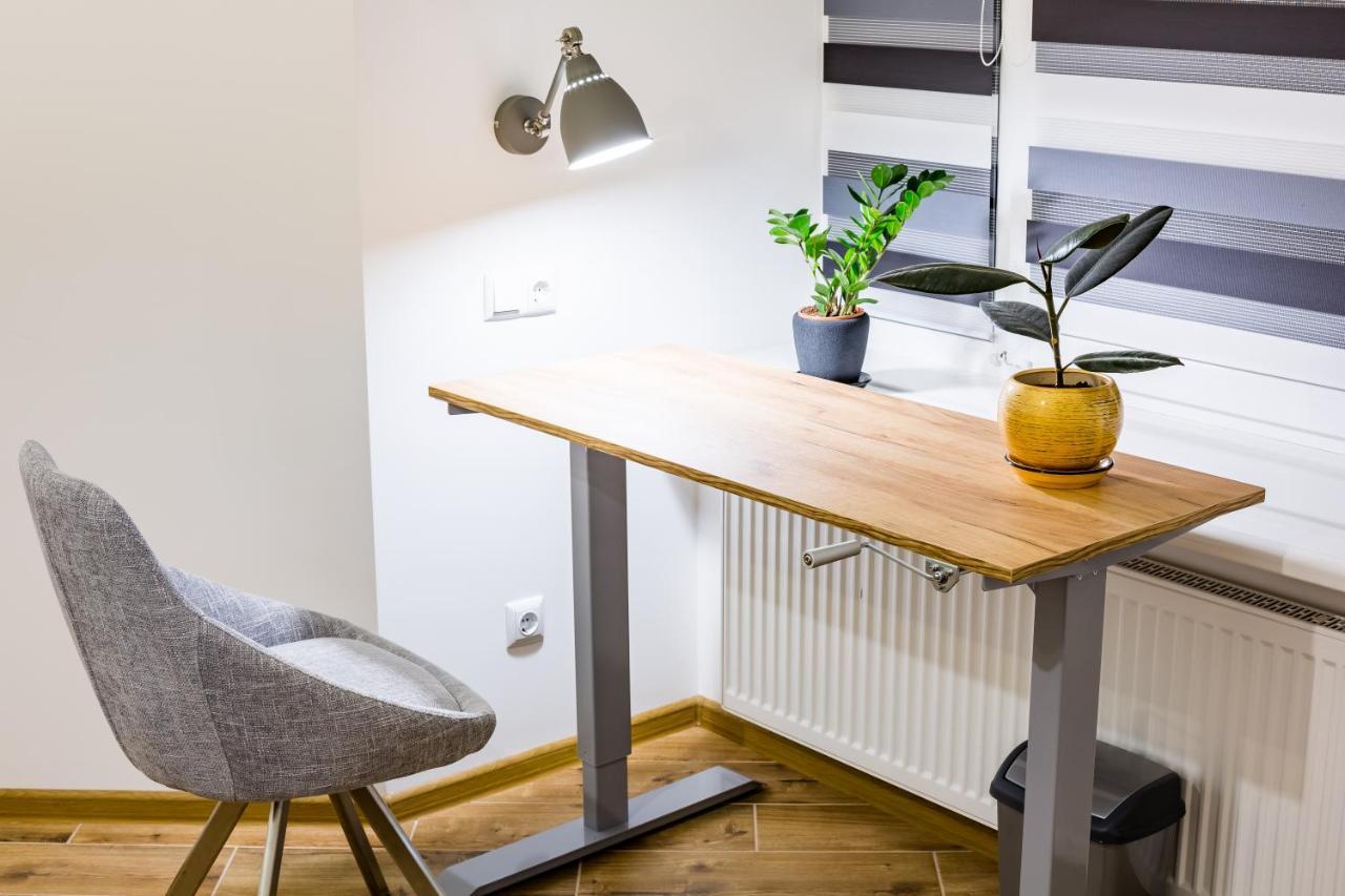 New Large 2 Bedroom In Lviv Historic Centre Екстер'єр фото